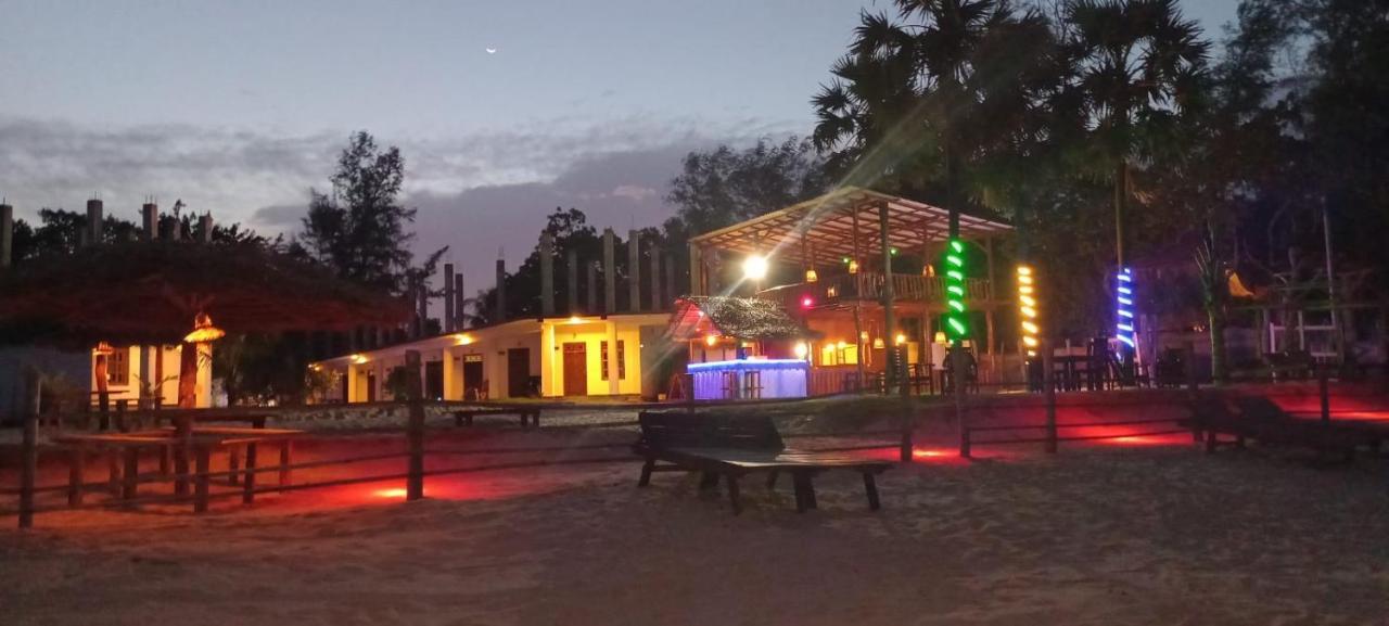 فندق Guitar Bay Arugambay آروغام المظهر الخارجي الصورة